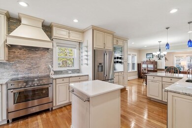 866 Centre St unit 1, Jamaica Plain, MA 02130 - photo 2