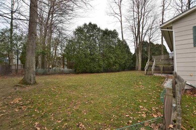20 Rosewood Ln, Essex Junction, VT 05452 - photo 2