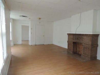 424 S Independence St unit A, Sapulpa, OK 74066 - photo 3