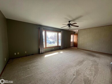 610 N State St, Osceola, IA 50213 - photo 5