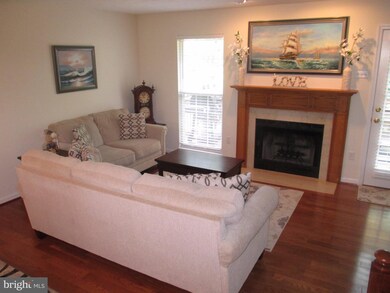 8511 Pine Meadows Dr, Odenton, MD 21113 - photo 4