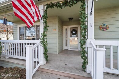 04-Front porch