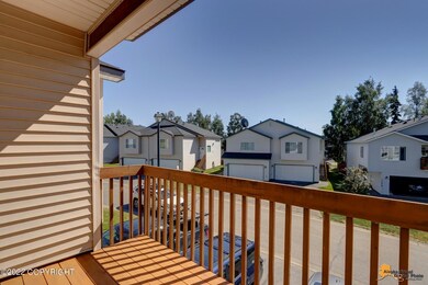 South facing balcony deck