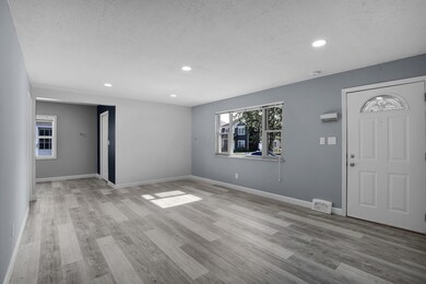 179 Fernhill Ave, Columbus, OH 43228 - photo 6