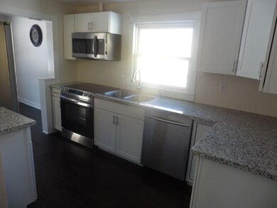 2200 E 24th St, Des Moines, IA 50317 - photo 3