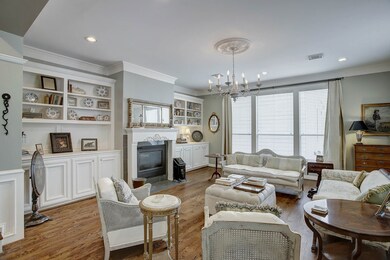 2108 Elmen St unit A, Houston, TX 77019 - photo 2