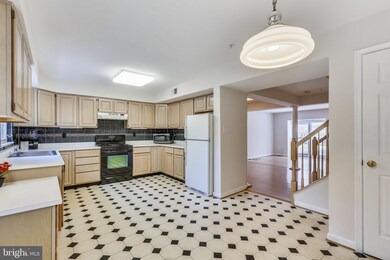 18514 Shadowridge Terrace, Olney, MD 20832 - photo 3