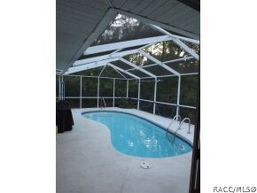 Pool with Privacy