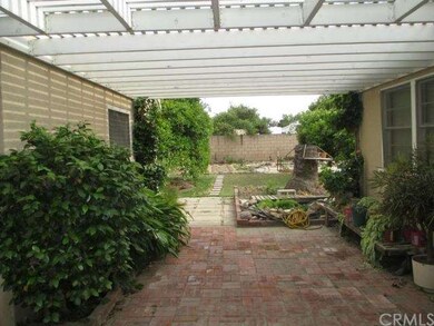 Back Yard with Patio and brick concrete