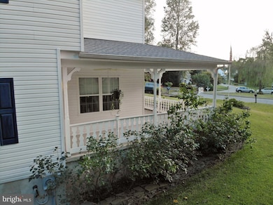 1429 Carlon Ct, Huntingtown, MD 20639 - photo 6