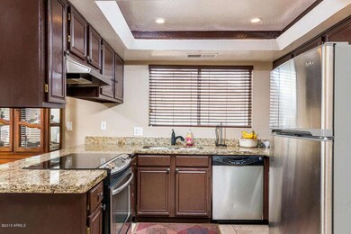 Upgraded Kitchen with Stainless Steel Ap