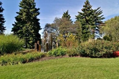 2413 Saranac Ln, Glenview, IL 60026 - photo 2