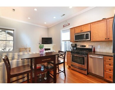394 E 8th St unit 2, Boston, MA 02127 - photo 3