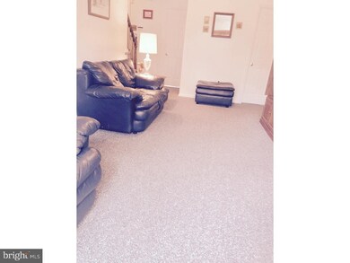 631 Atkinson Ln, Langhorne, PA 19047 - photo 4