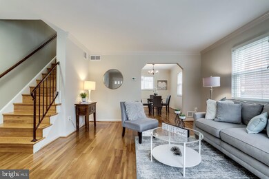 210 W Taylor Run Pkwy, Alexandria, VA 22314 - photo 3