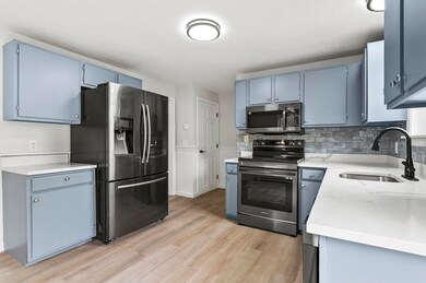 18 Nanita St, Worcester, MA 01604 - photo 7