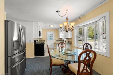 1420 Briles Dr, Asheboro, NC 27205 - photo 6