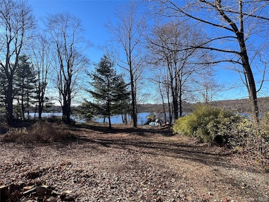 304 Round Lake Terrace, Monroe, NY 10950 - photo 4