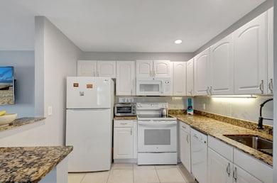 566 Brittany unit L, Delray Beach, FL 33446 - photo 6