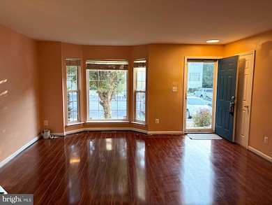 15869 Pebblewood St, Dumfries, VA 22025 - photo 4