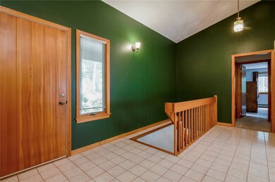 784 Pound Hill Rd, North Smithfield, RI 02896 - photo 2