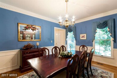 6811 Palmer Ct, Warrenton, VA 20187 - photo 5