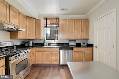 724 Columbia Rd NW, Washington, DC 20001 - photo 7