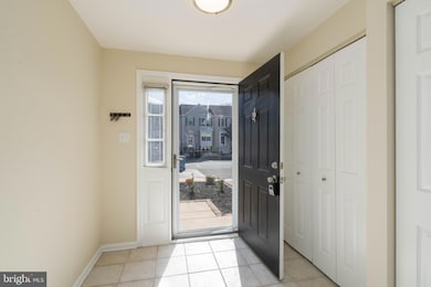 32 Chambord Dr, Newark, DE 19702 - photo 2