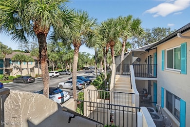 4210 Looking Glass Ln unit 4210, Naples, FL 34112 - photo 2