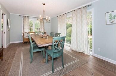 lovely dining room perfect for large family dinner