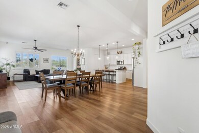 6-web-or-mls-942-e-paseo-way