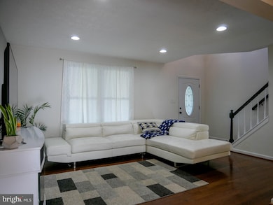 8110 Arrowhead Ct, Frederick, MD 21702 - photo 6