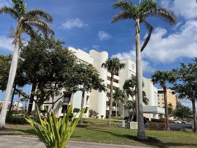 3020 Matecumbe Key Rd unit 103, Punta Gorda, FL 33955 - photo 2