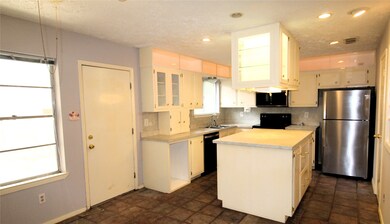 7406 Stone Pine Ln, Houston, TX 77041 - photo 5