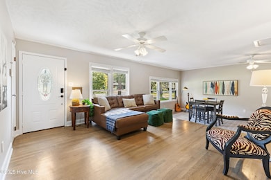 3901 Ashley Cir, Wilmington, NC 28403 - photo 3