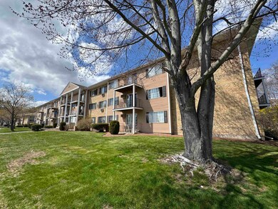 377 Huse Rd unit 35, Manchester, NH 03103 - photo 7