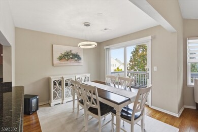 122 Quartz Ln, Paterson, NJ 07501 - photo 6