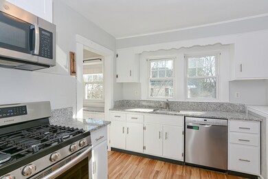 117 Beaumont Ave unit 2, Newtonville, MA 02460 - photo 3