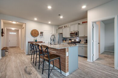 836 Foxdale Dr, Columbia, TN 38401 - photo 7