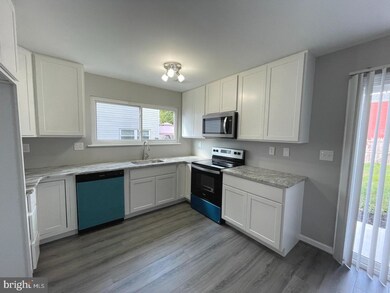 7 Acrux Ct, Sewell, NJ 08080 - photo 3