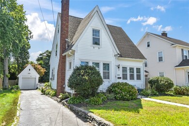 142 Lyndon Rd Cranston RI 02920 - front of structu
