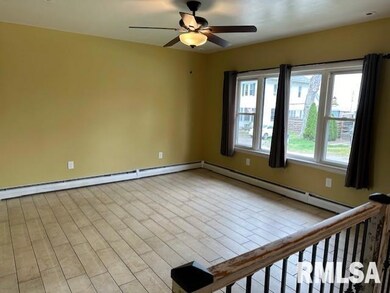 152 E Sylvan St, Virginia, IL 62691 - photo 3