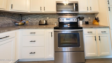 6212 Elanor Ct, Floyds Knobs, IN 47119 - photo 7