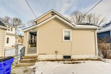 1210 10th St NW, Cedar Rapids, IA 52405 - photo 4