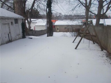 345 S 3rd St, Coshocton, OH 43812 - photo 3