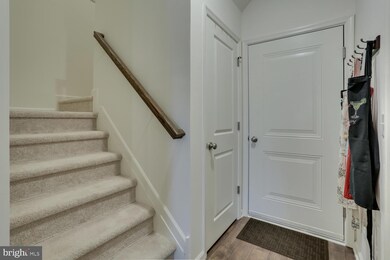 105 Kramer Ct, Bordentown, NJ 08505 - photo 4