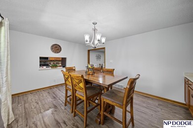 27612 Fontanelle Oaks Cir unit NIC, Nickerson, NE 68044 - photo 6