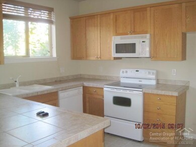 unlisted-address, Redmond, OR 97756 - photo 3