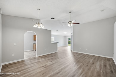 4128 Misty Meadow Ct N, Jacksonville, FL 32210 - photo 4