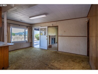 4200 Nonpareil Rd, Sutherlin, OR 97479 - photo 6